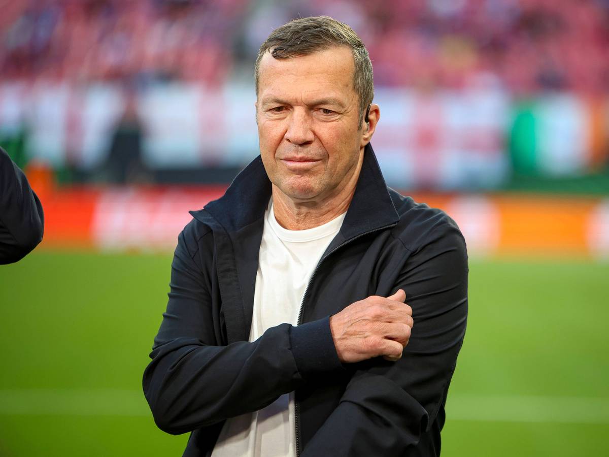 Lothar Matthäus als Experte im Stadion.