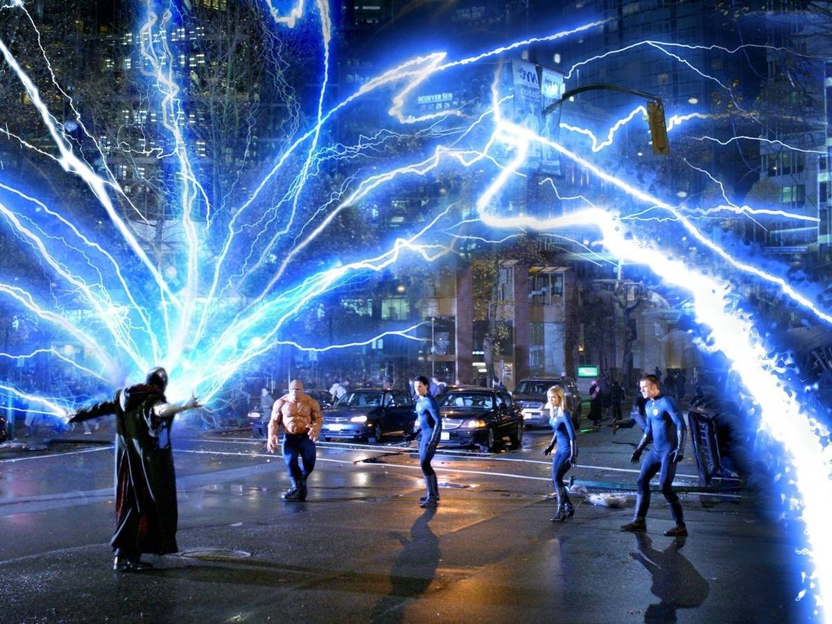 Die Fantastischen Vier ziehen gegen Dr. Doom (Julian McMahon, links) zu Felde. (Bild: Constantin Film Produktion GmbH)