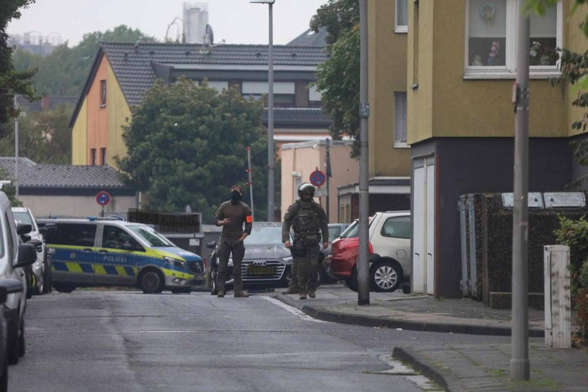 In Köln-Niehl läuft ein SEK-Einsatz.