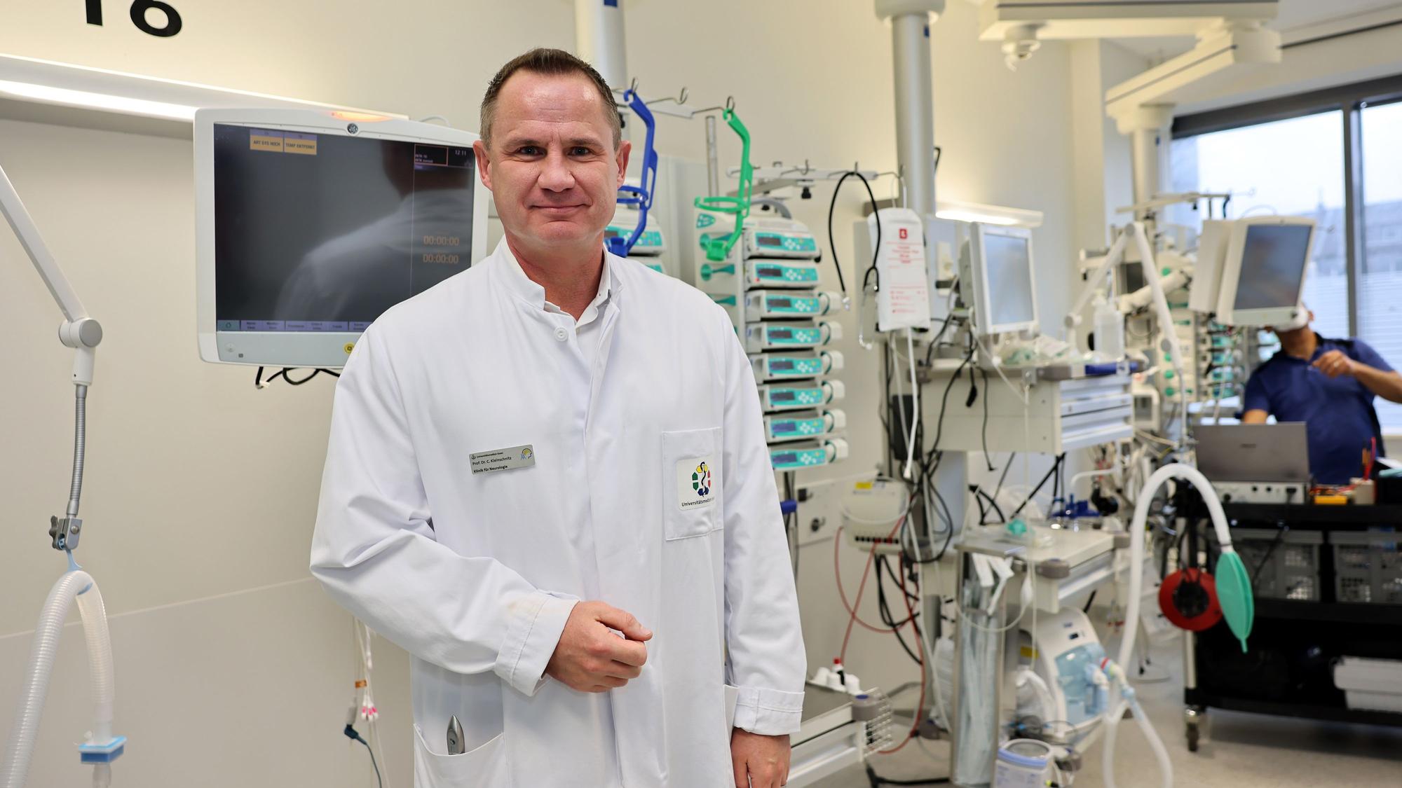 Prof. Dr. Christoph Kleinschnitz im Krankenhaus.