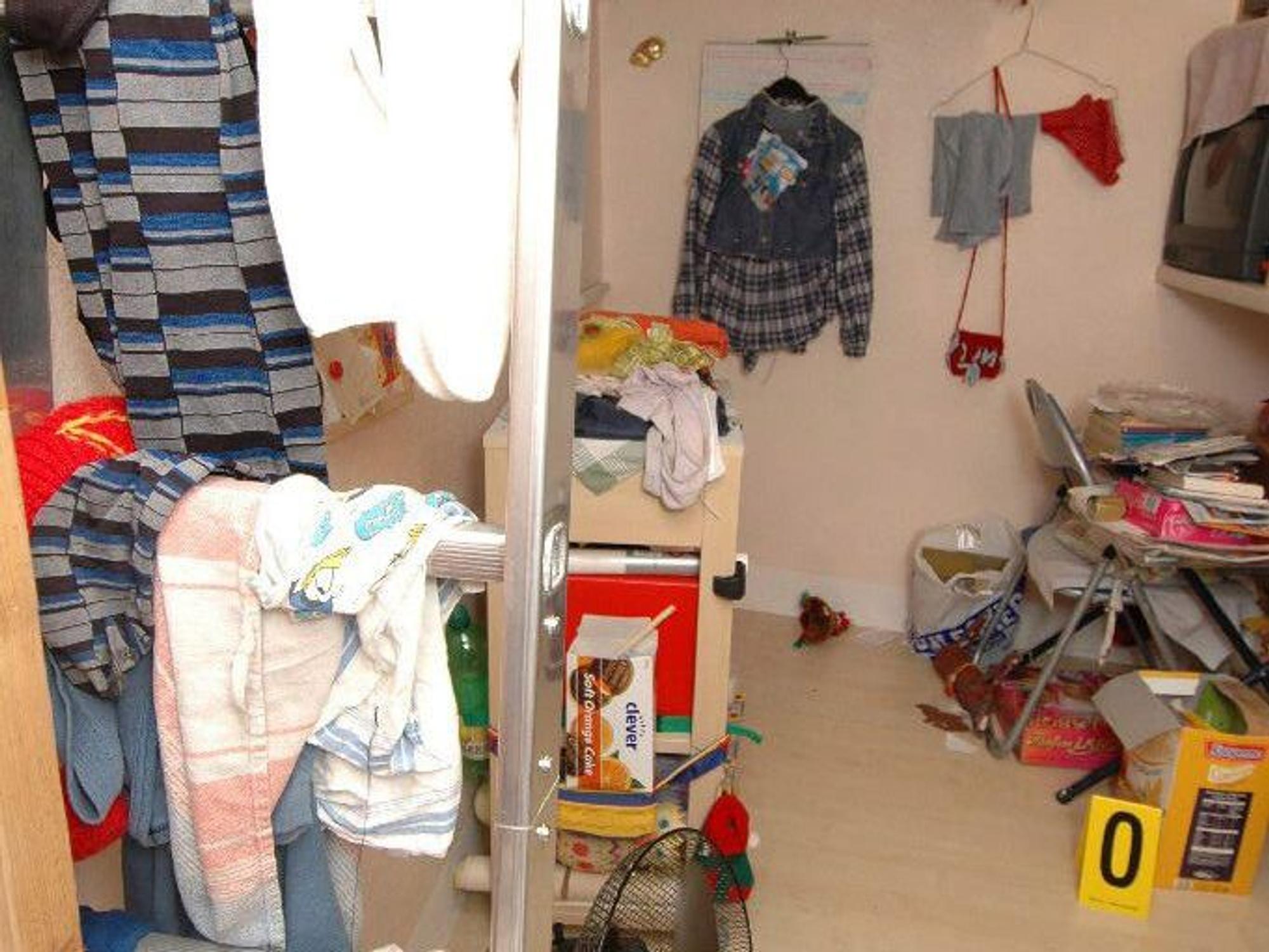Ein Handout des österreichischen Bundeskriminalamtes zeigt das Verlies im Keller eines Einfamilienhauses in Strasshof bei Wien