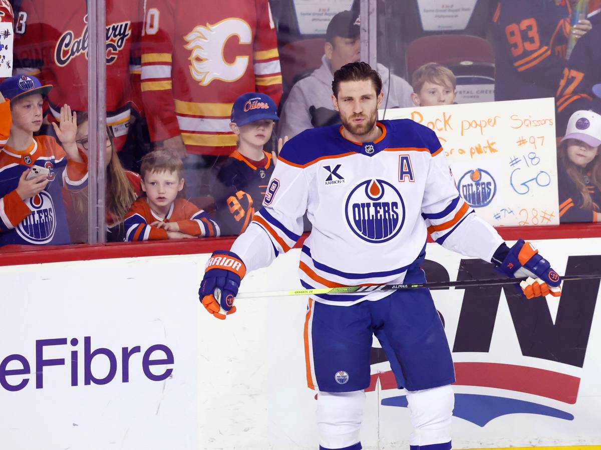 Leon Draisaitl im Trikot der Edmonton Oilers.