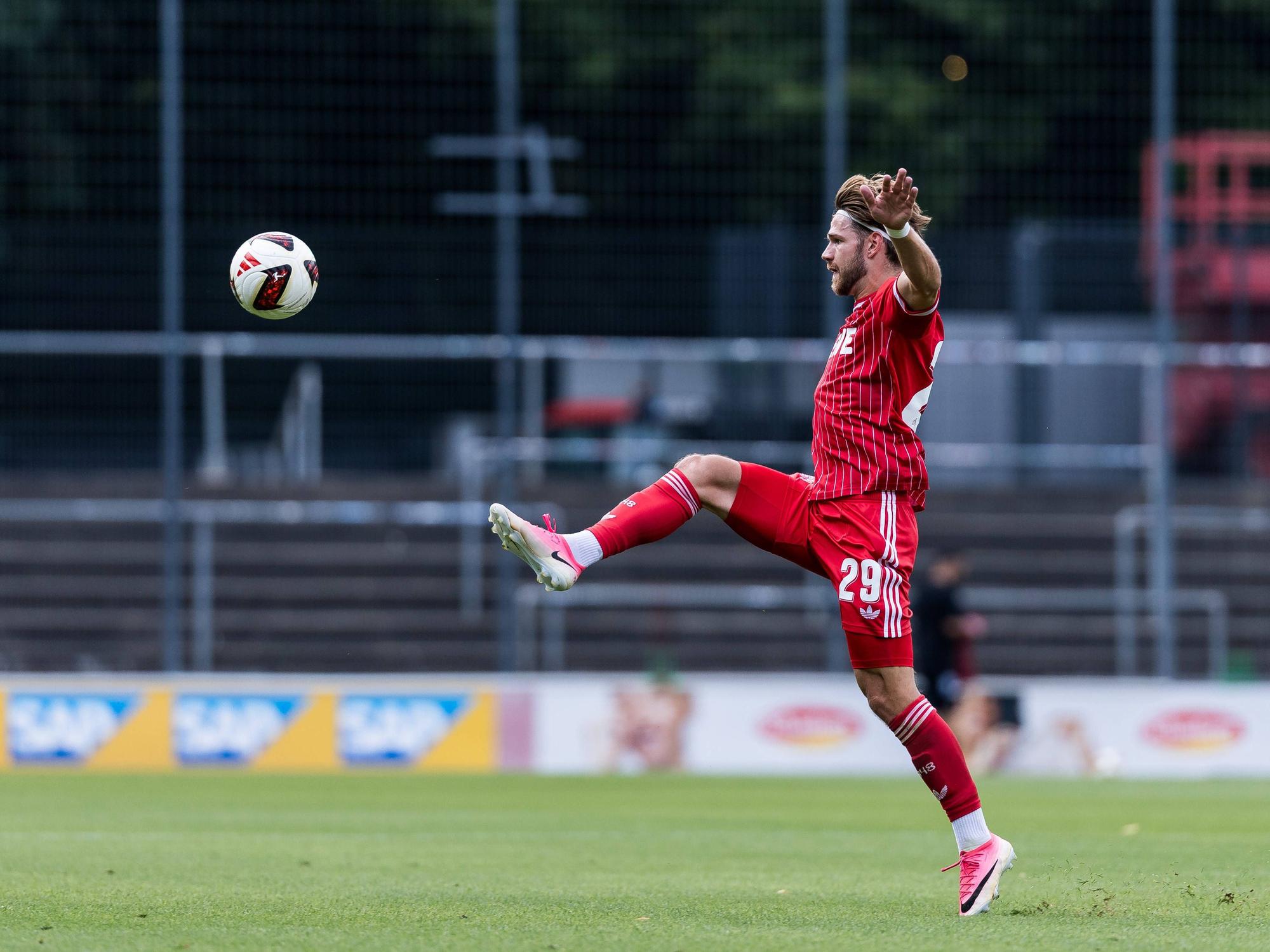 Jan Thielmann im Spiel gegen Real Sociedad.