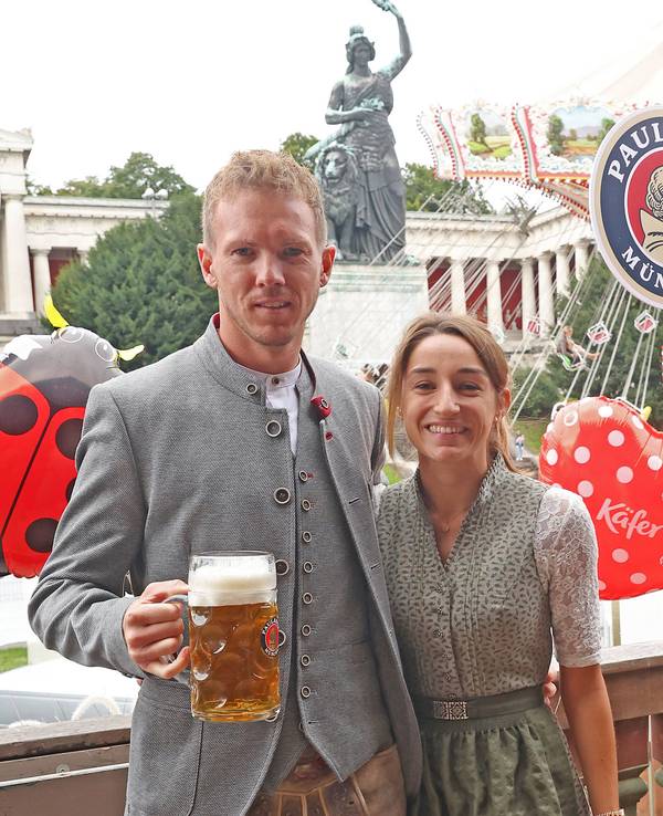 Julian Nagelsmann und Lena Wurzenberger auf dem Oktoberfest