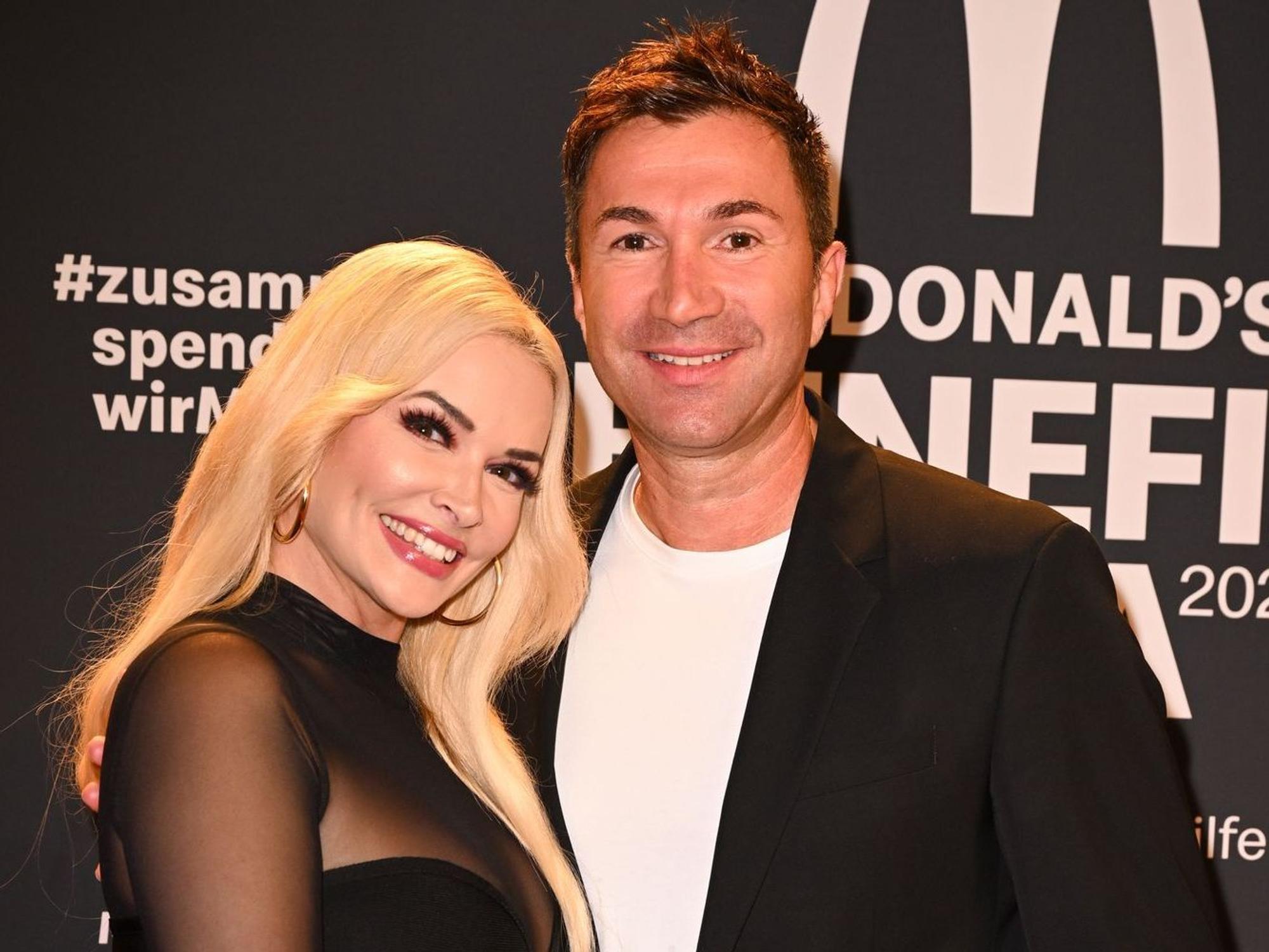 Im Haushalt sind sich Daniela Katzenberger und Lucas Cordalis nicht immer einig. (Bild: Getty Images / Hannes Magerstaedt)