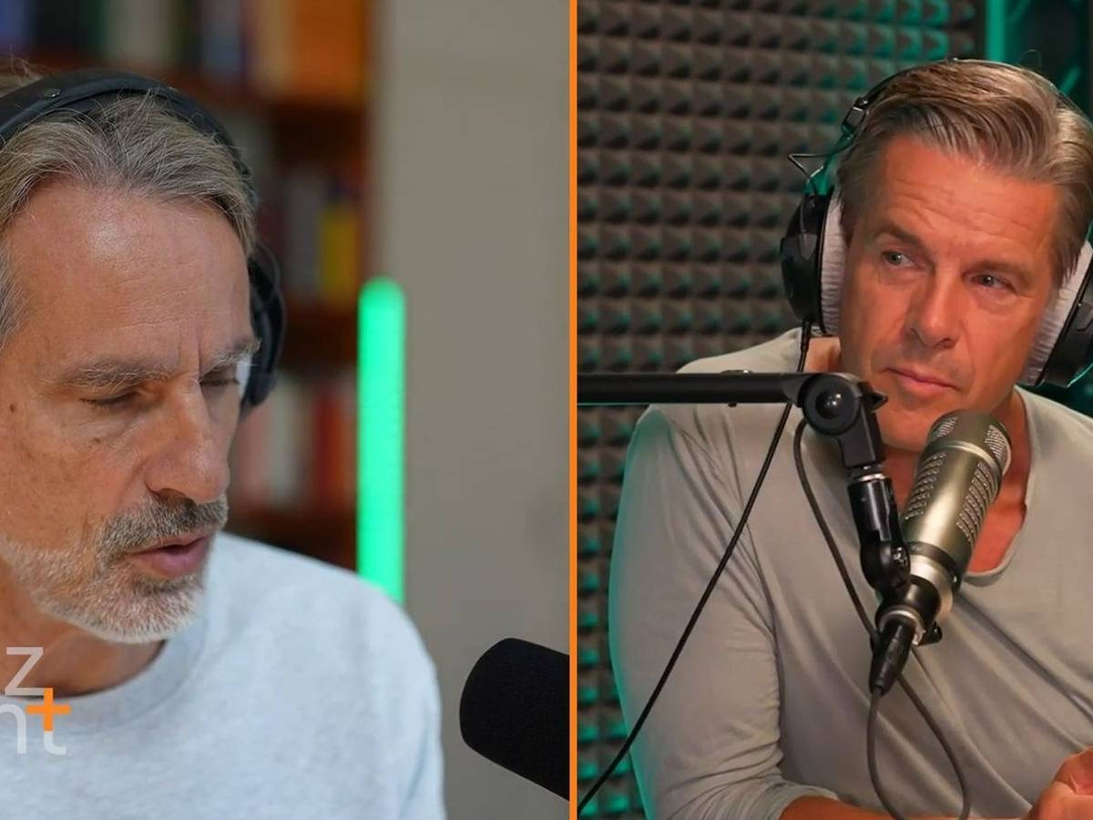 Richard David Precht (links) und Markus Lanz haben über das Programm der AfD gesprochen. (Bild: ZDF)