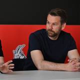 Bei einer FC-Veranstaltung sprechen René Wagner und Thomas Kessler.