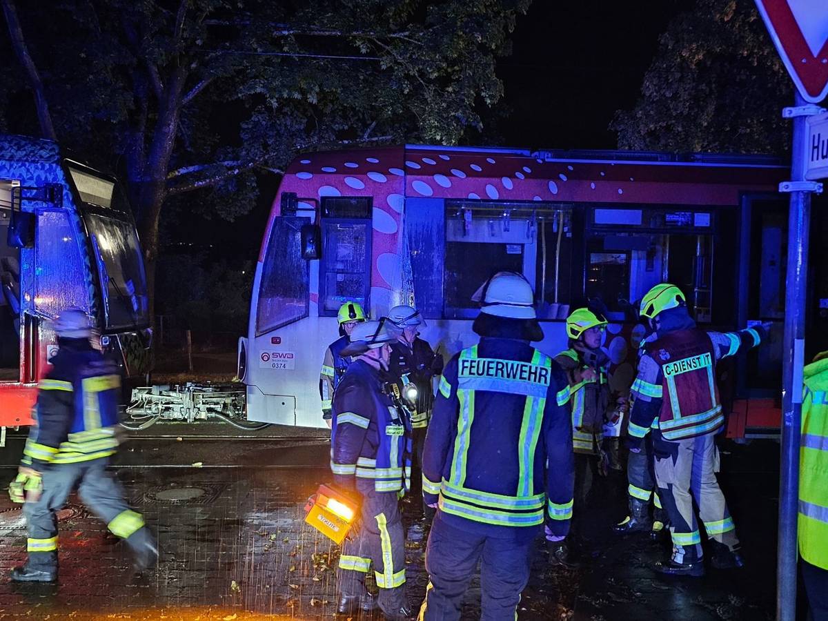 Verkehrsunfall mit Straßenbahn in Königswinter