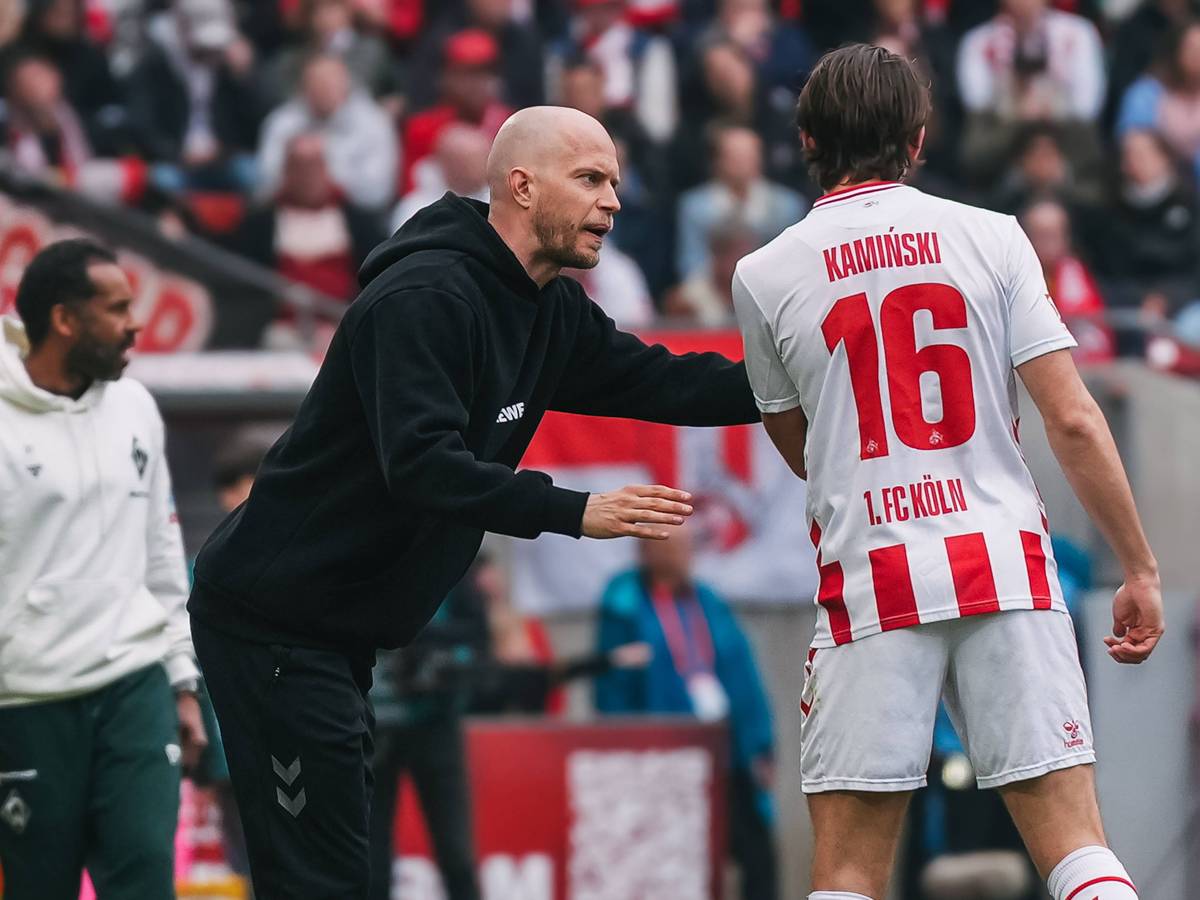 Gespräch zwischen René Wagner und Jakub Kaminski beim 1. FC Köln.
