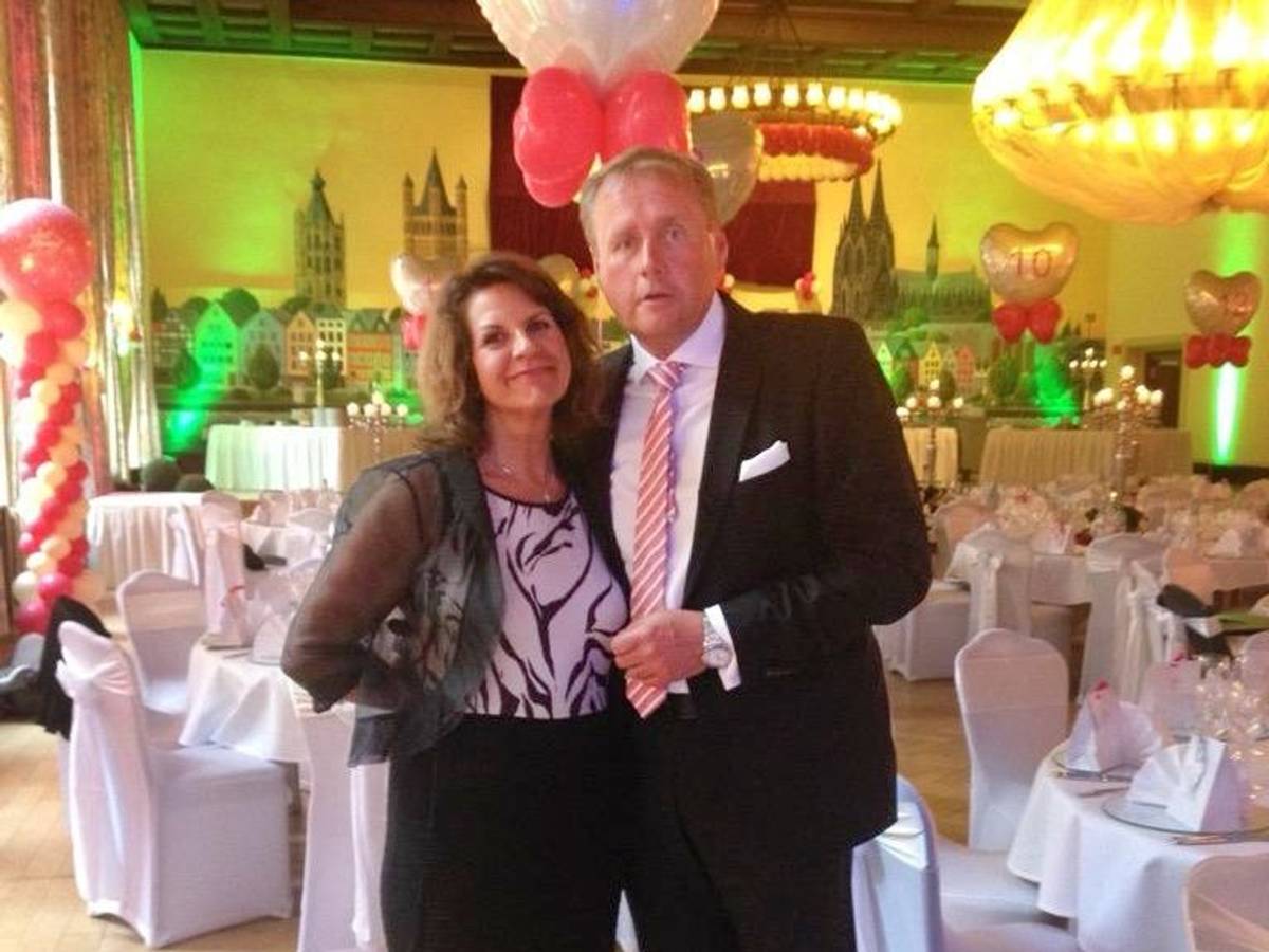 Viktoria Kölns Geschäftsführer Eric Bock trauert um Ehefrau Petra.