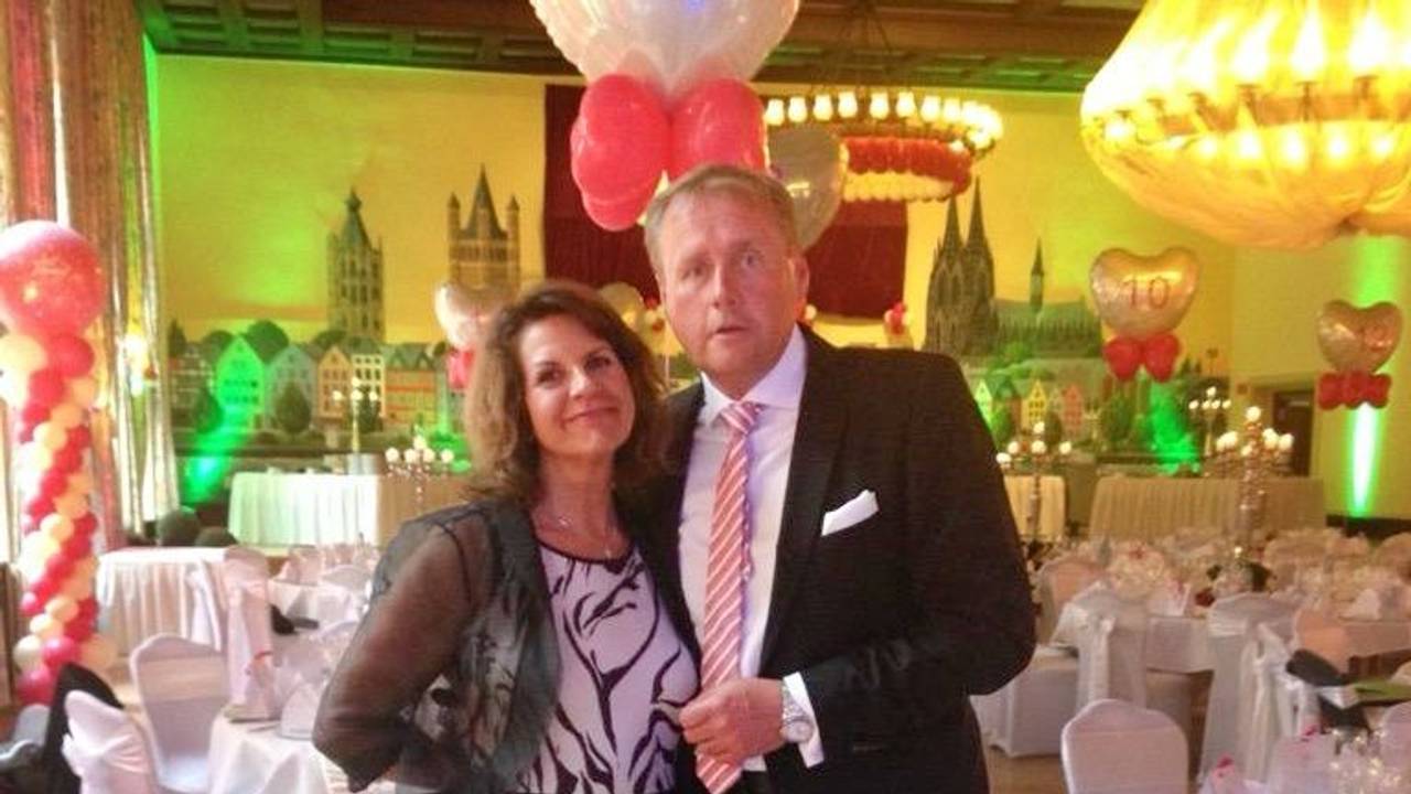 Viktoria Kölns Geschäftsführer Eric Bock trauert um Ehefrau Petra.