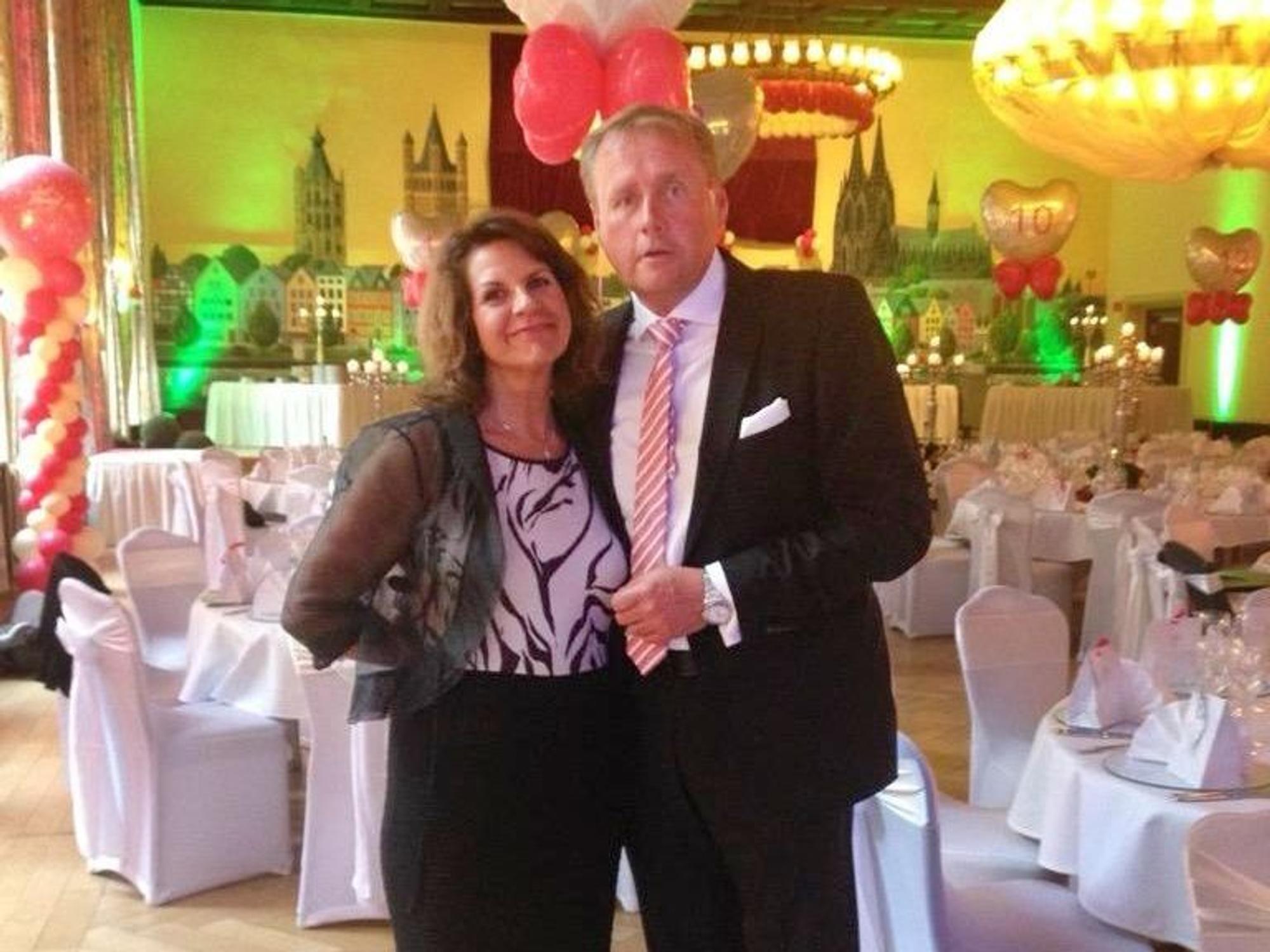 Viktoria Kölns Geschäftsführer Eric Bock trauert um Ehefrau Petra.