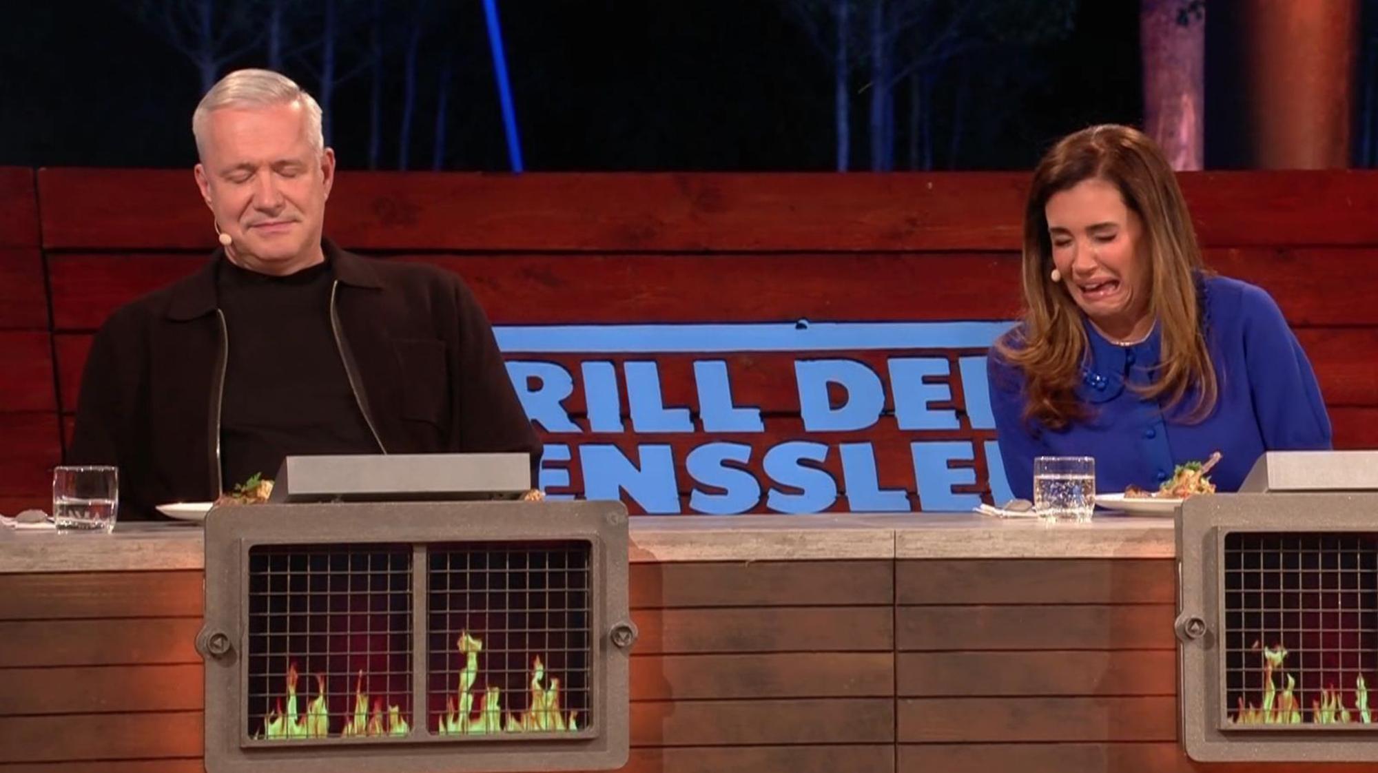Jurorin Jana Ina Zarrela war not amused. „Iiiih! Oh Gott. Wie isst man das?“ Auch Alexander Herrmann war skeptisch. (Bild: RTL)