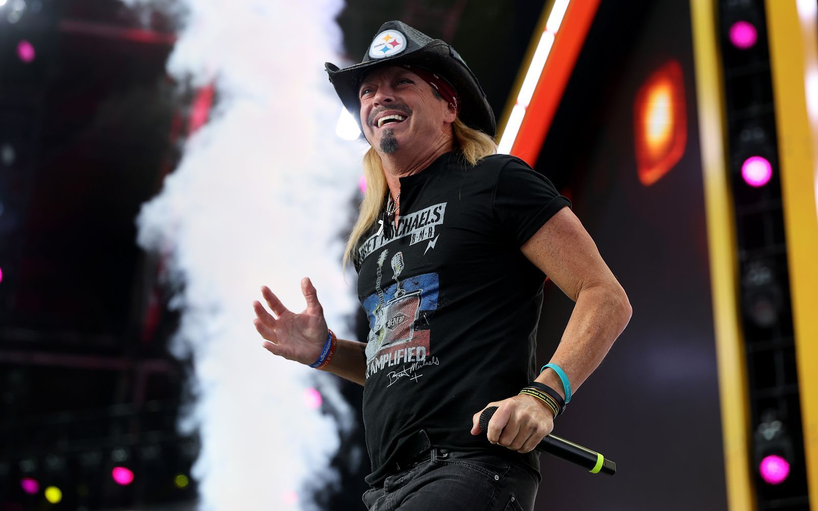 Bret Michaels hat auf ärztlichen Rat nach nur einem Konzert alle restlichen Daten seiner Comeback-Tour abgesagt. (Bild: 2026 Getty Images/Emilee Chinn)