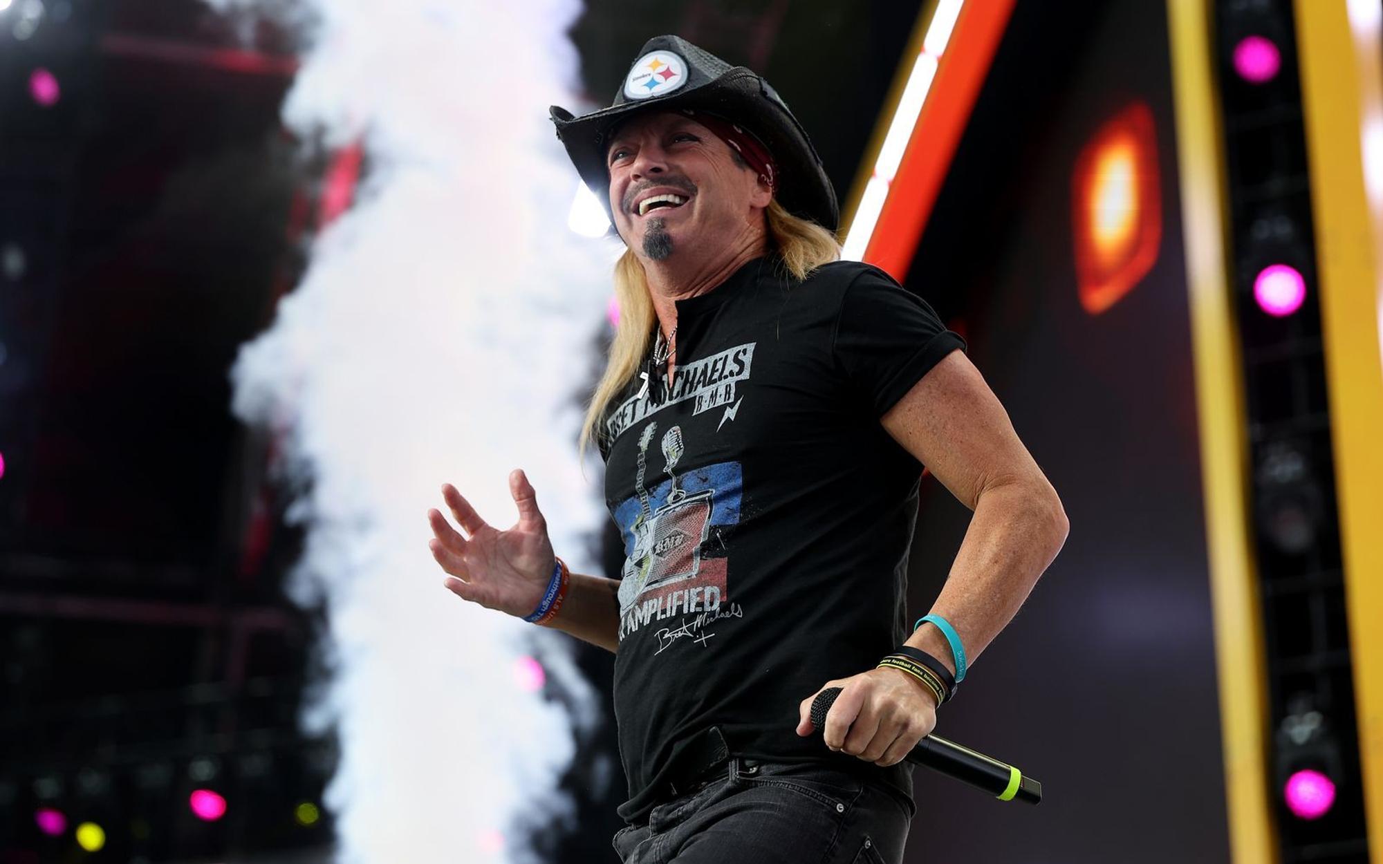 Bret Michaels hat auf ärztlichen Rat nach nur einem Konzert alle restlichen Daten seiner Comeback-Tour abgesagt. (Bild: 2026 Getty Images/Emilee Chinn)