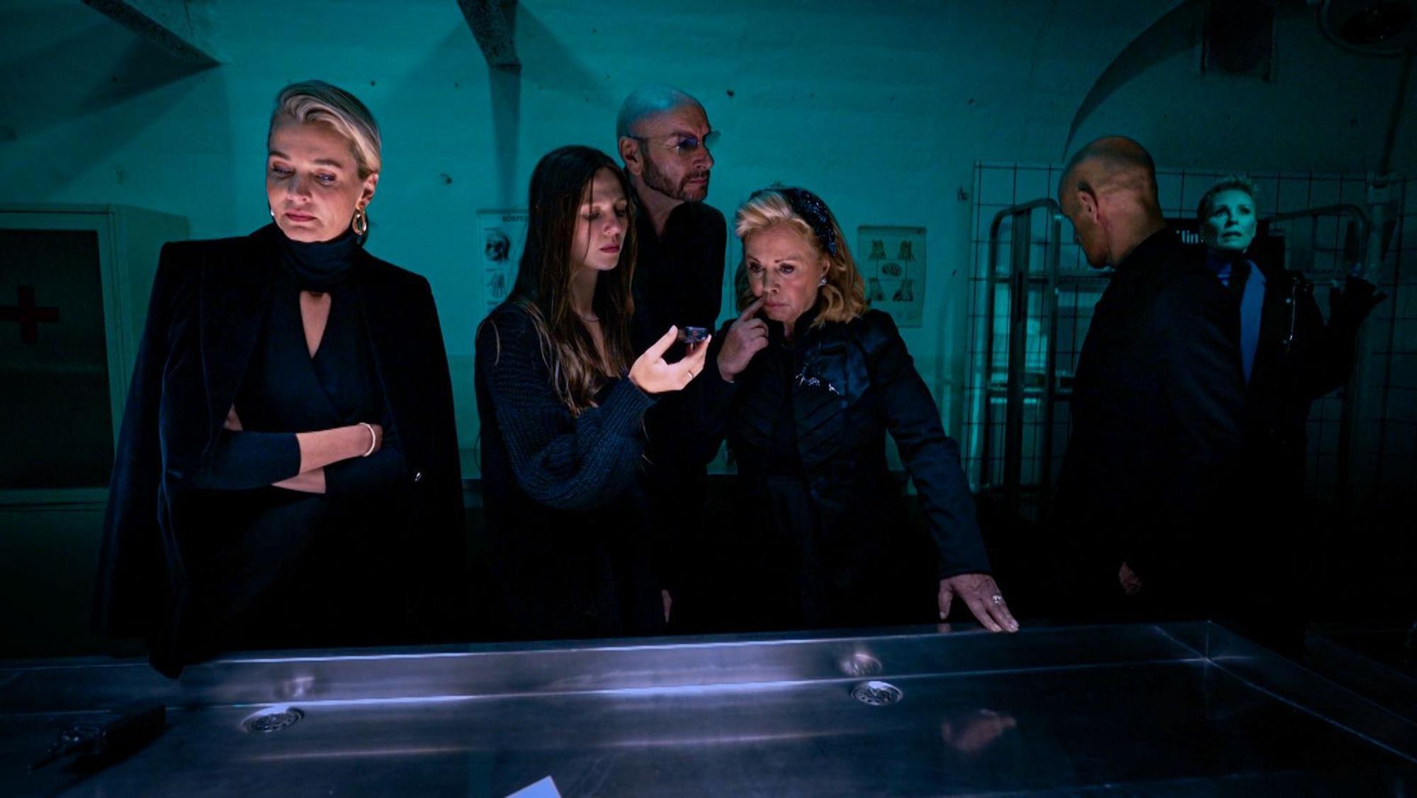 In der letzten Mission gab es an morbiden Locations - unter anderem in der Pathologie - 4.500 Euro zu gewinnen und drei Amulette für die Waffenkammer. (Bild: RTL)