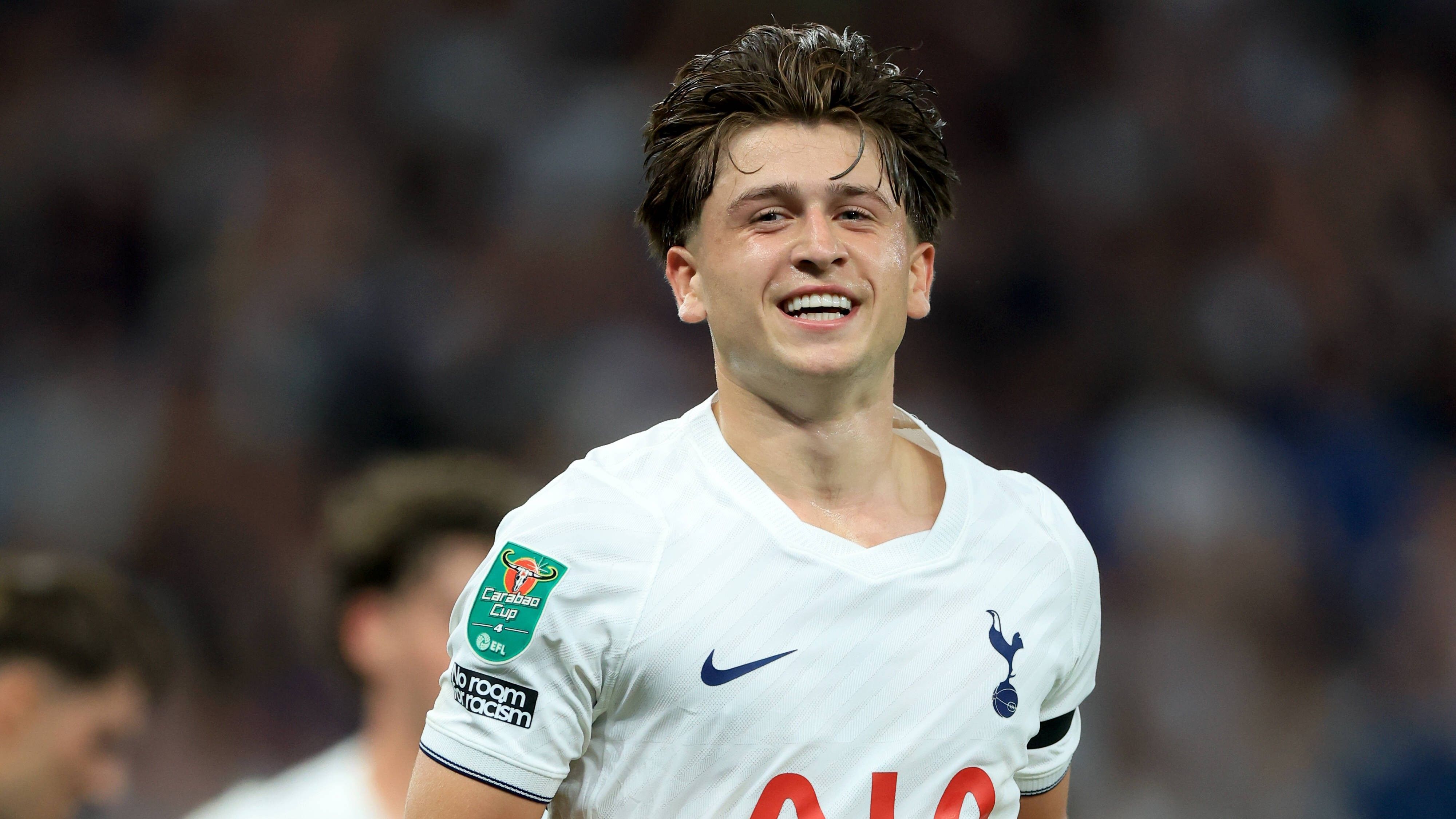 Torjubel von Mikey Moore für Tottenham.