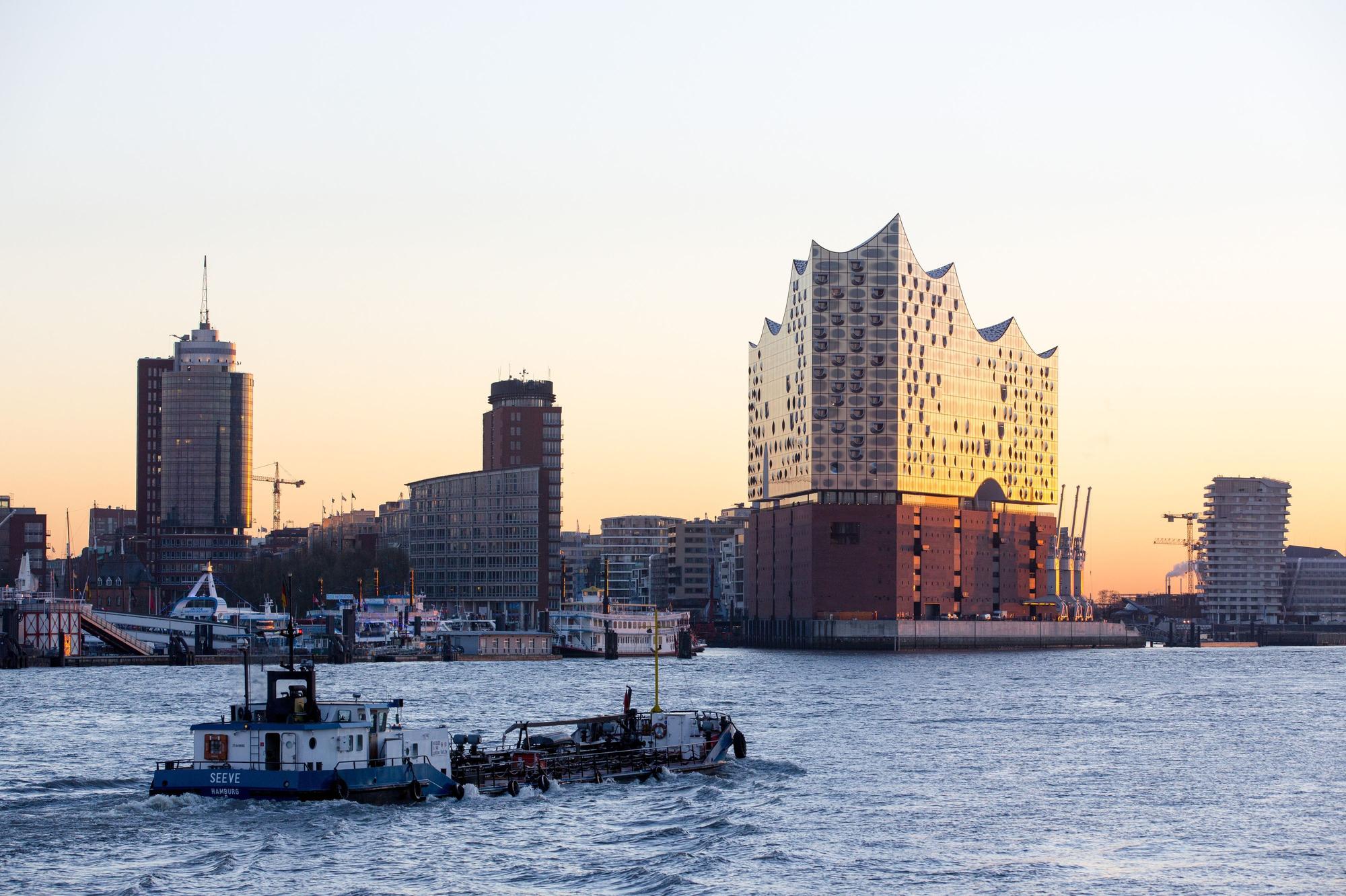Bei der Eröffnung der Elbphilharmonie war die Politprominenz vertreten.