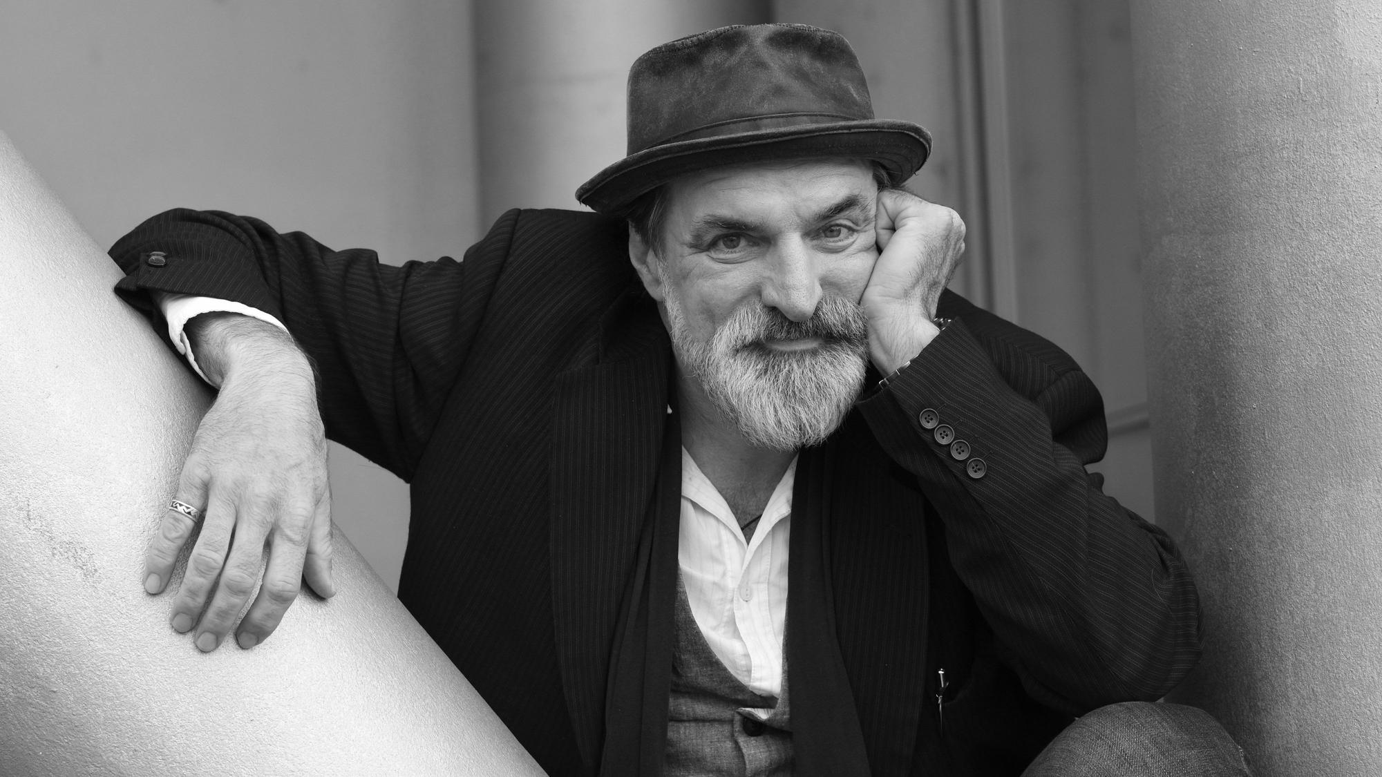 Andreas Hoppe, Mann mit Bart und Hut