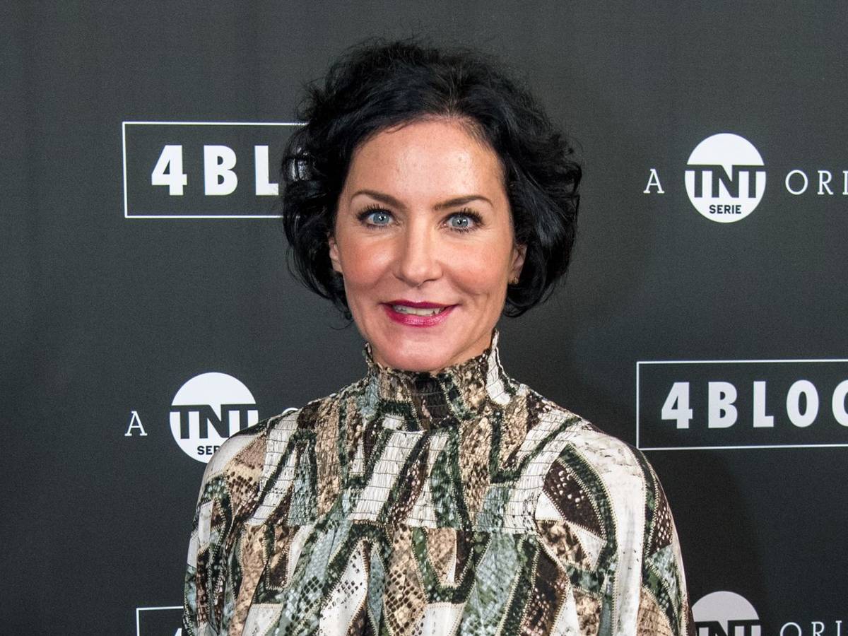 Marisa Burger verlässt „Die Rosenheim-Cops“ - kein leichter Abschied für sie, wie sie nun verraten hat. (Bild: 2019 Getty Images/Marc Mueller)