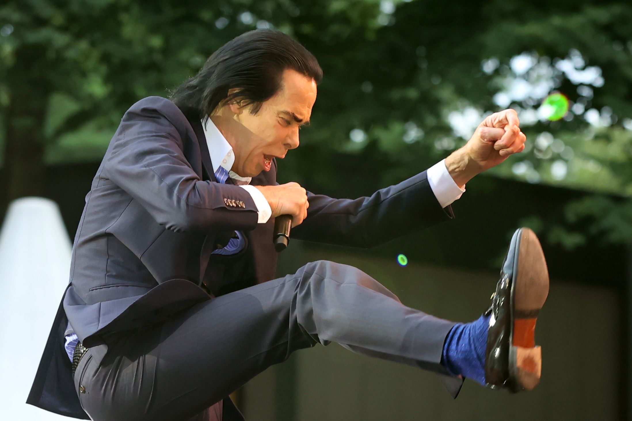 Nick Cave & The Bad Seeds auf dem KunstRasen in Bonn.