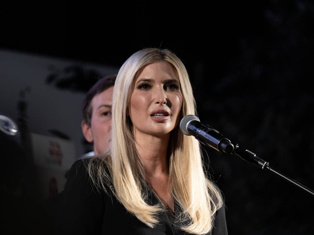 Ivanka Trump (hier im Oktober 2025 in Tel Aviv) erinnerte an Dolly Parton und sorgte mit ihren Worten für jede Menge Unmut.