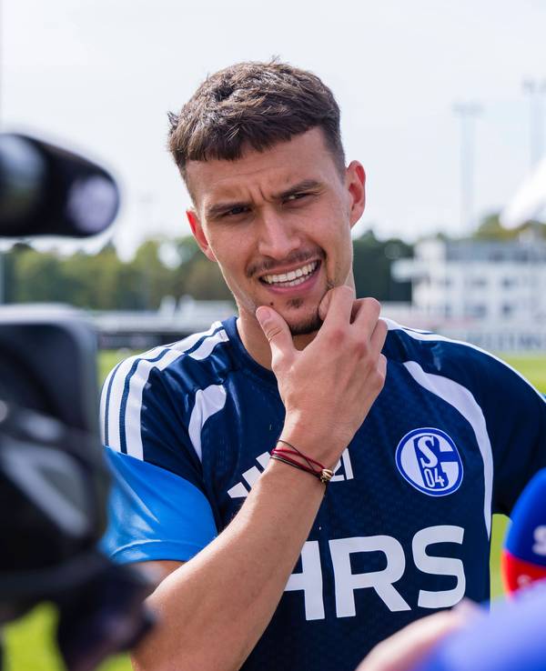 Interview mit Dejan Ljubicic.