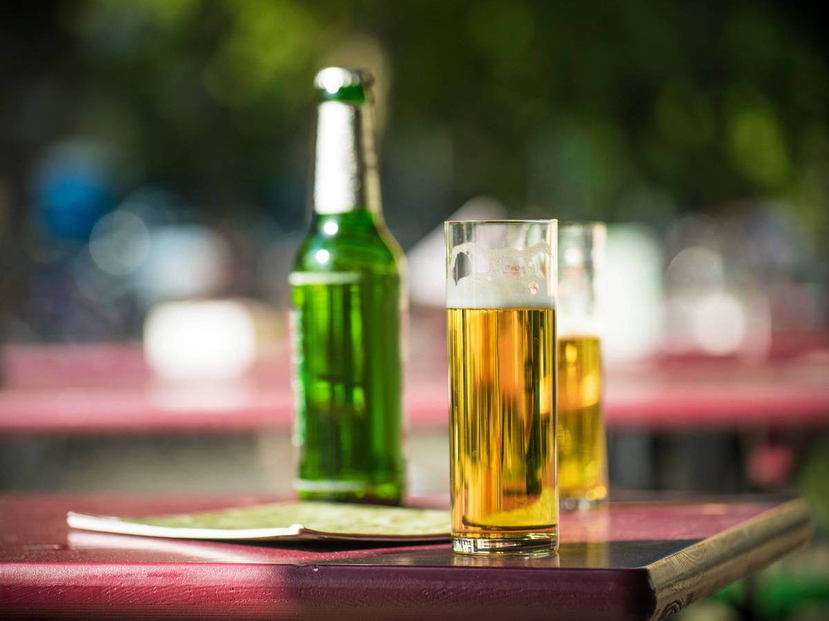 Ein neuer Feierabendmarkt in Sürth lockt mit Streetfood, Kölsch und Veedels-Flair.