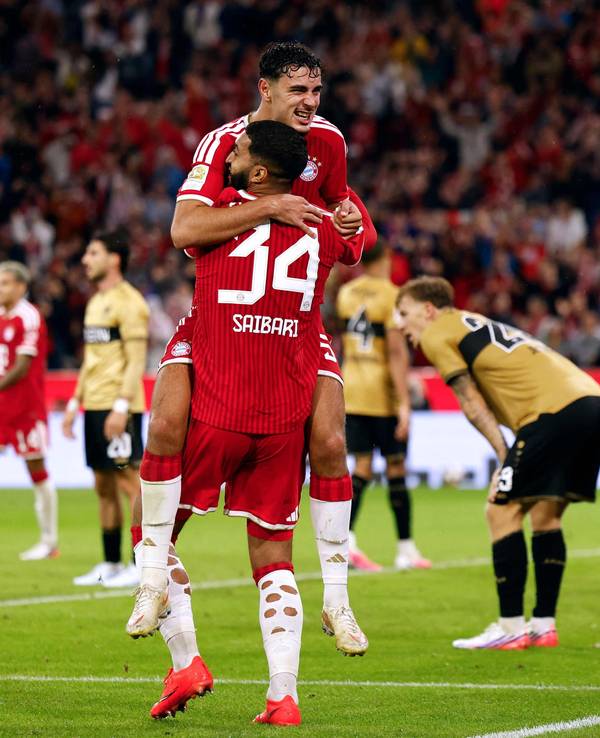 Torjubel beim FC Bayern gegen den VfB Stuttgart.