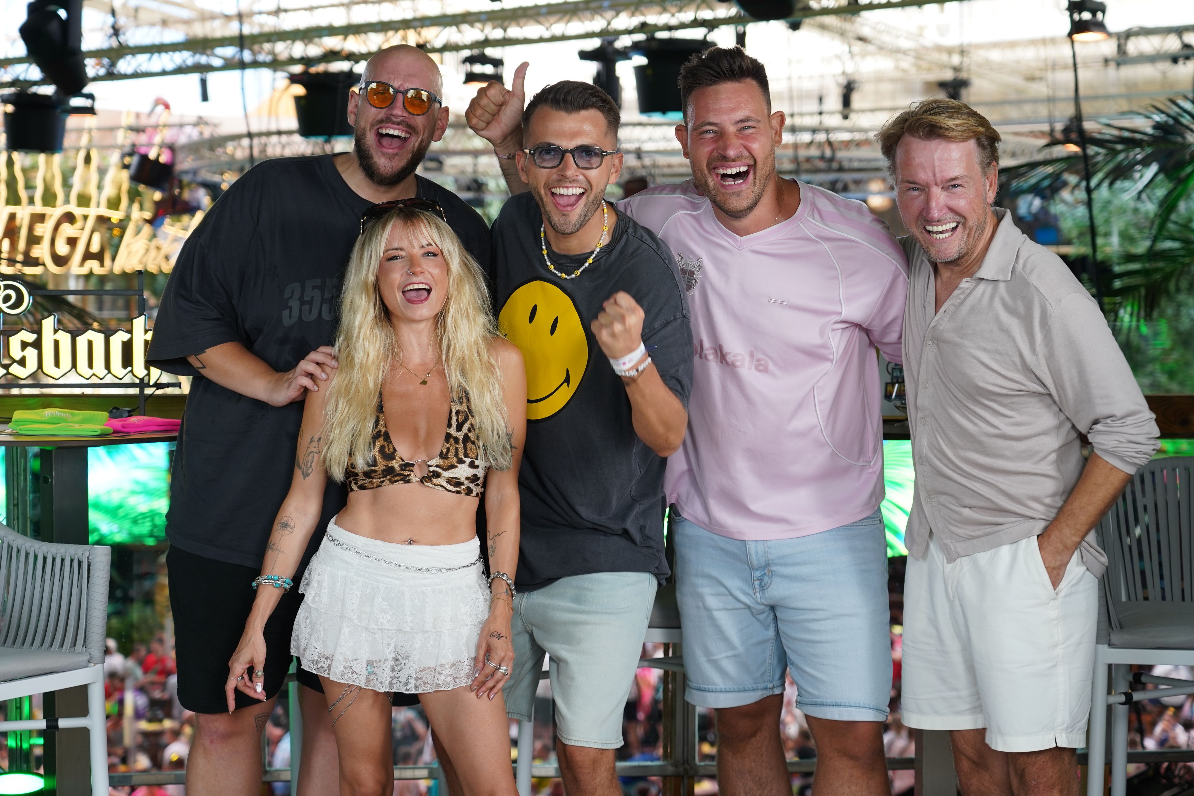 Leon Heidrich mit Rumbombe, Mia Julia, Marc Eggers und Markus Krampe.