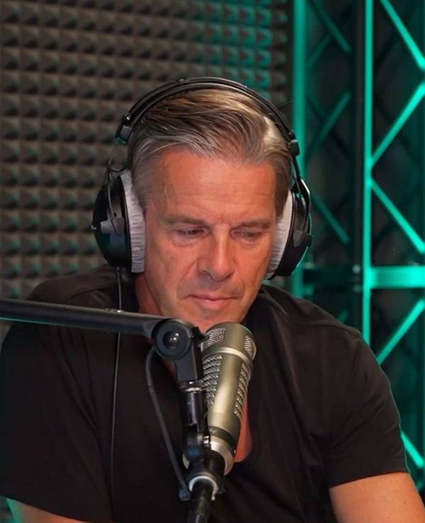 Richard David Precht (links) und Markus Lanz haben in ihrem Podcast „Lanz + Precht“ über die Rente mit 63 gesprochen. (Bild: ZDF)