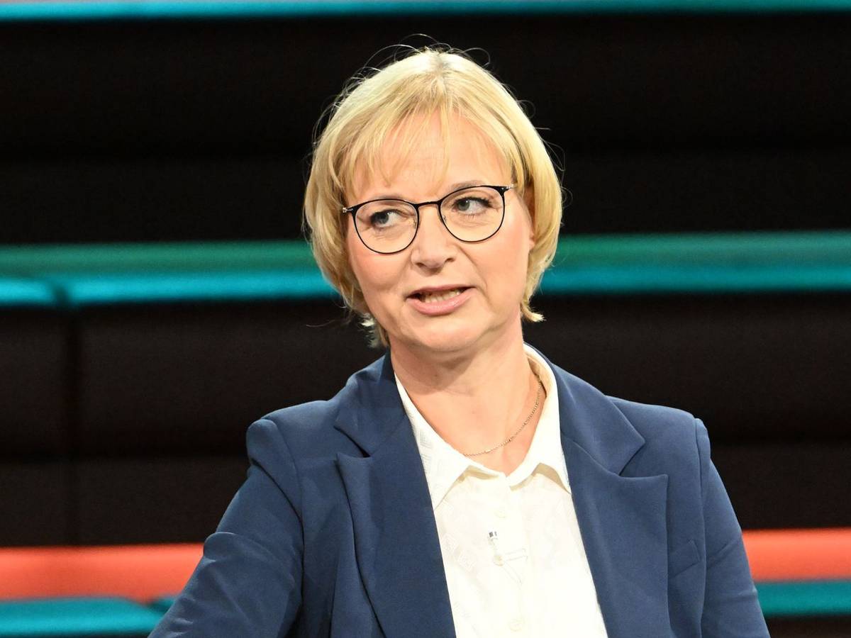 BSW-Politikerin Katja Wolf warnte bei „Markus Lanz“ vor einer AfD an der Macht, während sie den Begriff der Brandmauer kritisch beleuchtete. (Bild: ZDF / Cornelia Lehmann)