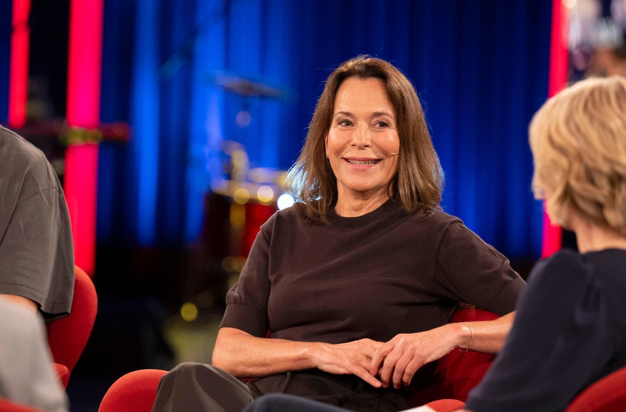 Anne Will hat im „Kölner Treff“ über ihre Liebe zu Köln gesprochen. (Bild: WDR/Melanie Grande)