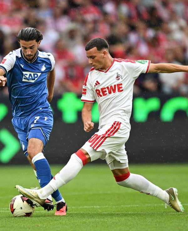 Said El Mala im Duell mit Leon Avdullahu.