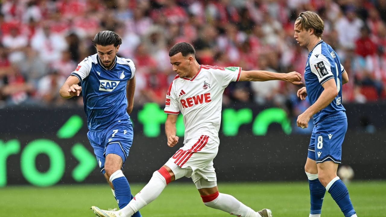 Said El Mala im Duell mit Leon Avdullahu.