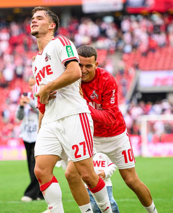Jubel bei Thijs Dallinga und Said El Mala beim 1. FC Köln.