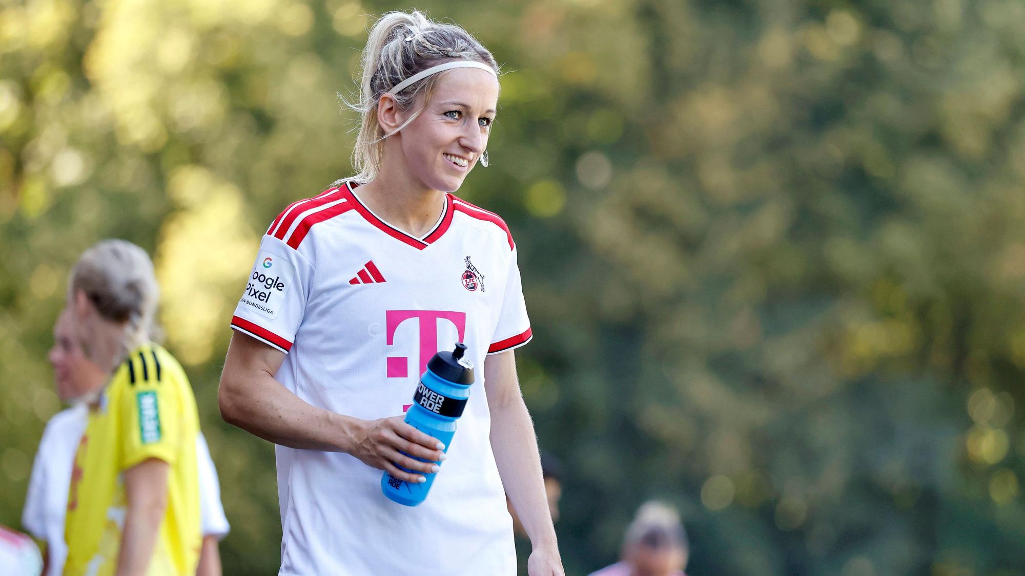 Fußballspielerin Kathrin Hendrich vom 1. FC Köln