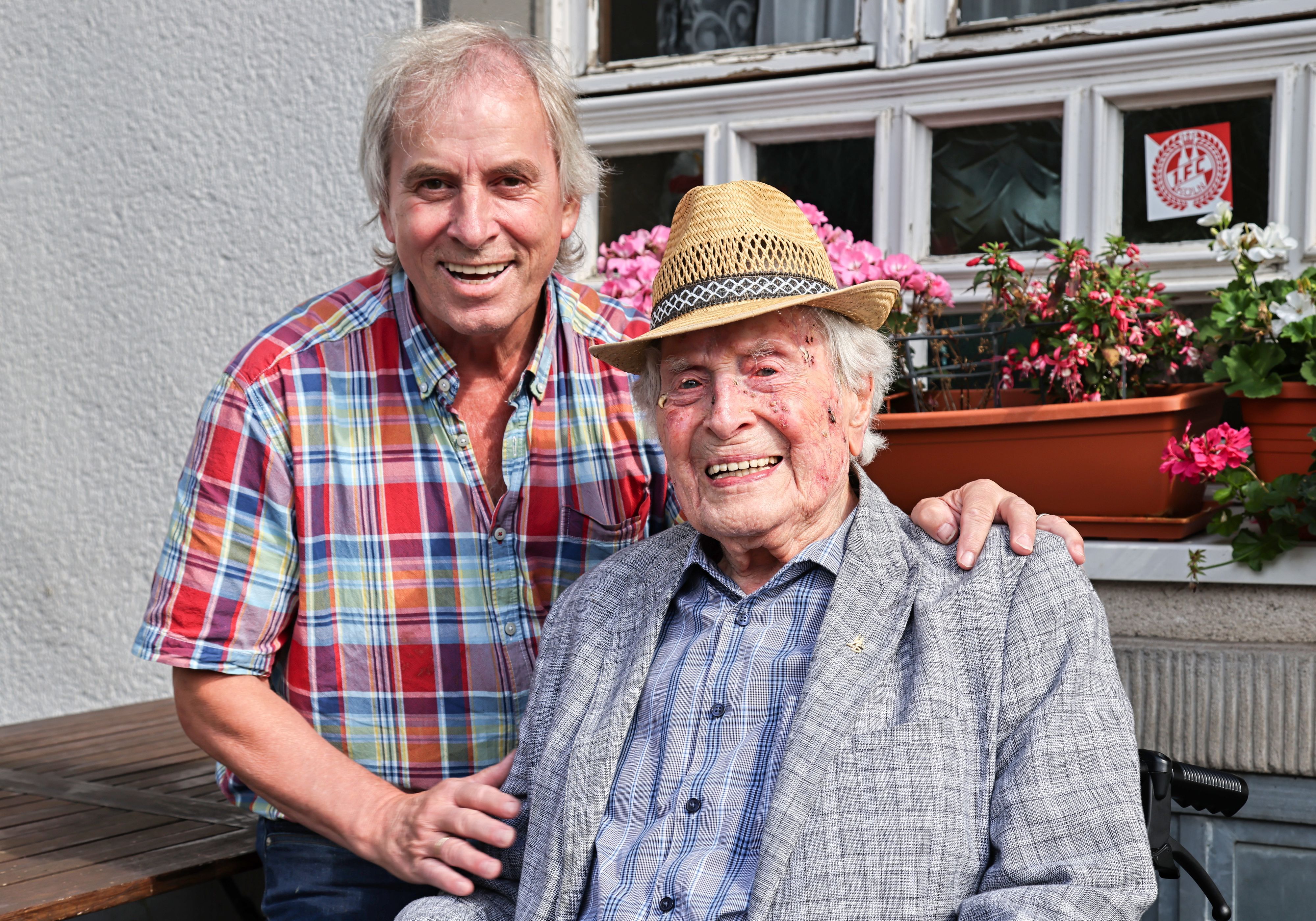 Gustav „Jussi“ Pesch zusammen mit Ludwig Sebus.