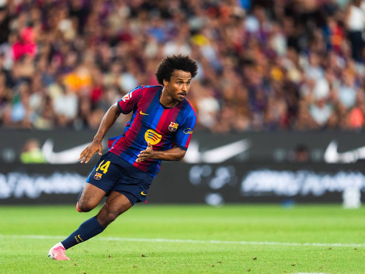 Karim Adeyemi im Trikot des FC Barcelona