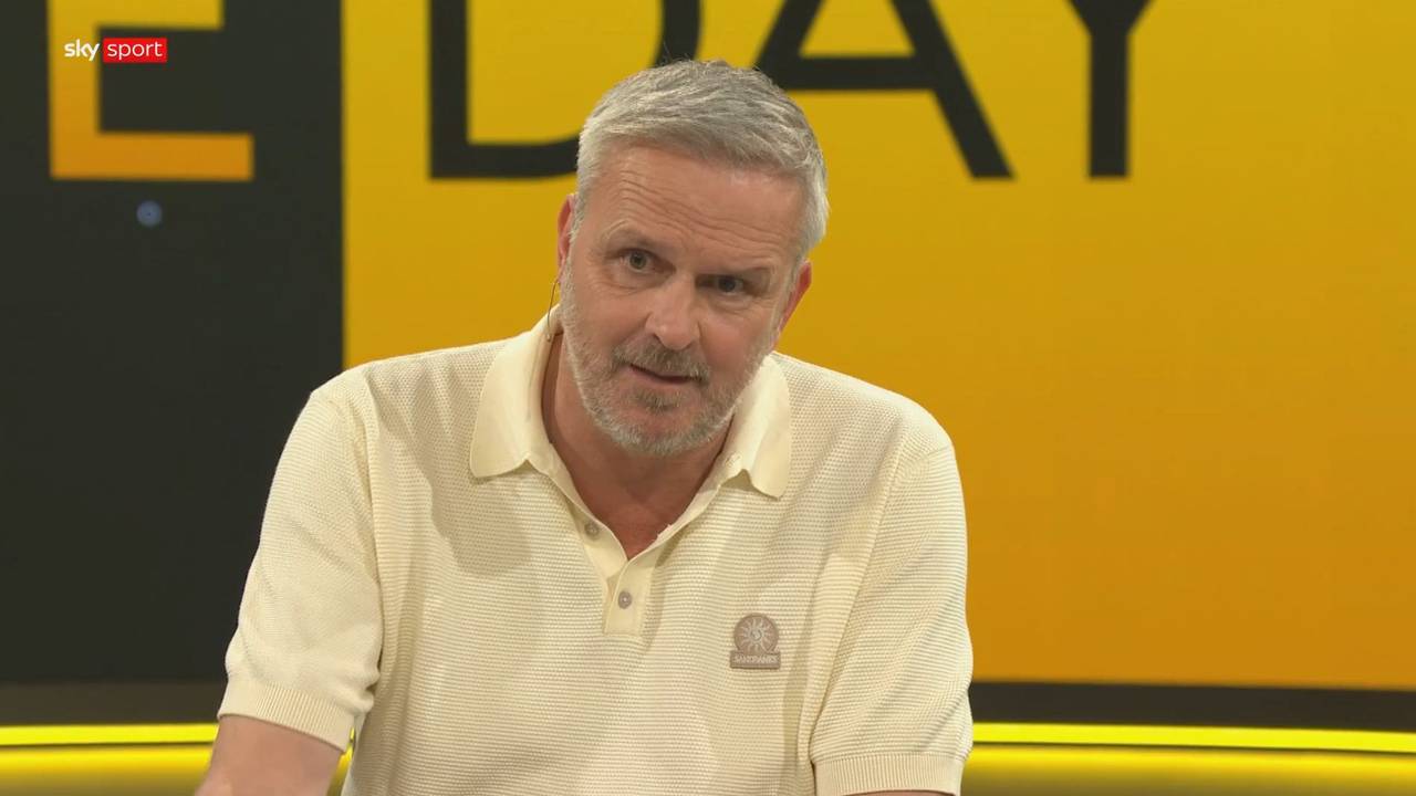 Im TV-Studio spricht Dietmar Hamann über den 1. FC Köln.
