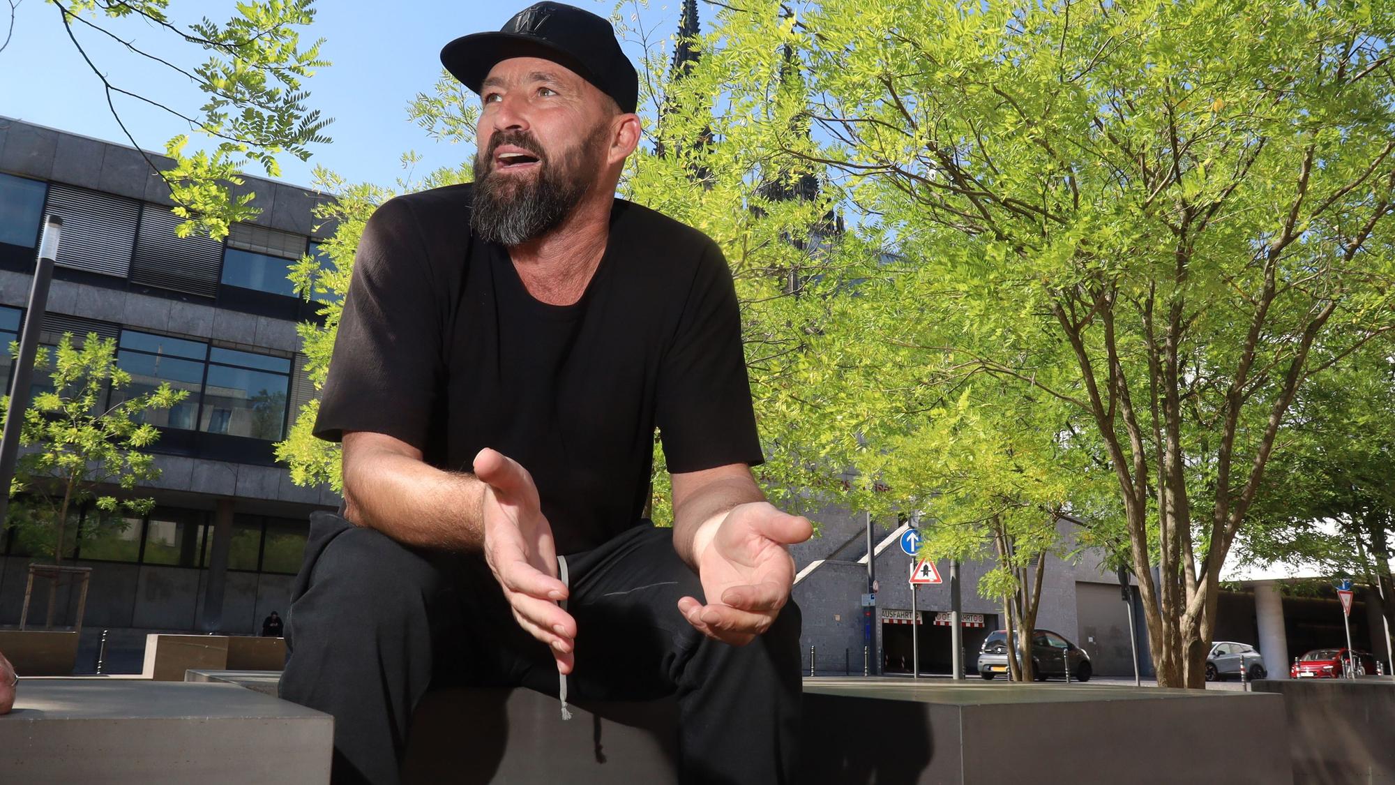 Interview mit dem Sänger Gentleman zum Comeback.