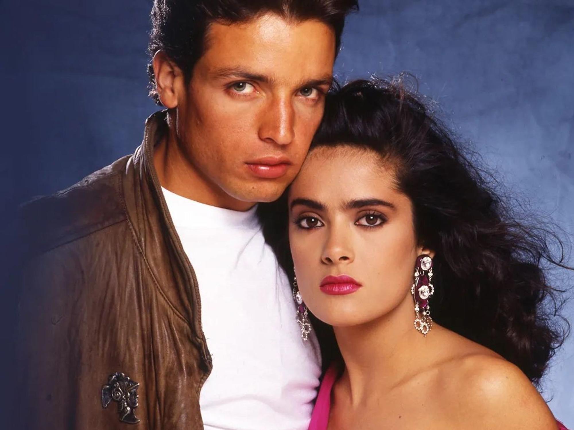 Fast nicht zu erkennen: In der mexikanischen Telenovela „Teresa“ spielte Salma Hayek ihre erste große Rolle. (Bild: Televisa)