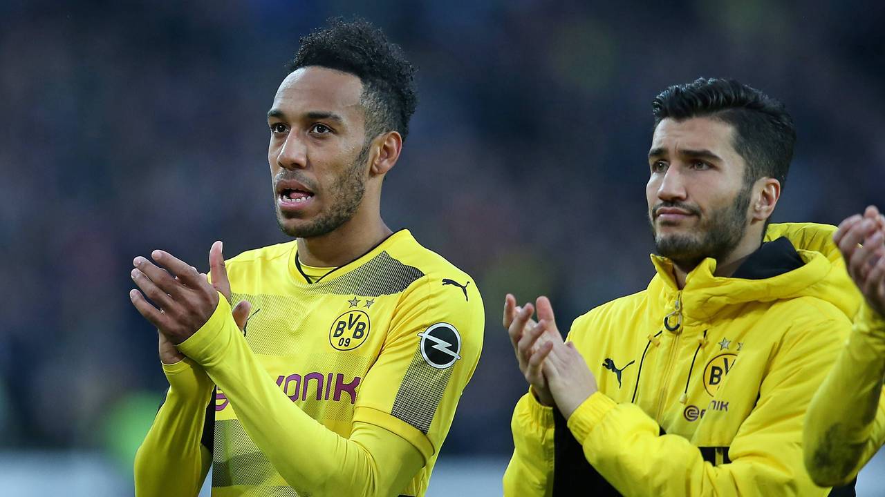 Pierre-Emerick Aubameyang und Nuri Sahin bedanken sich bei den Fans.