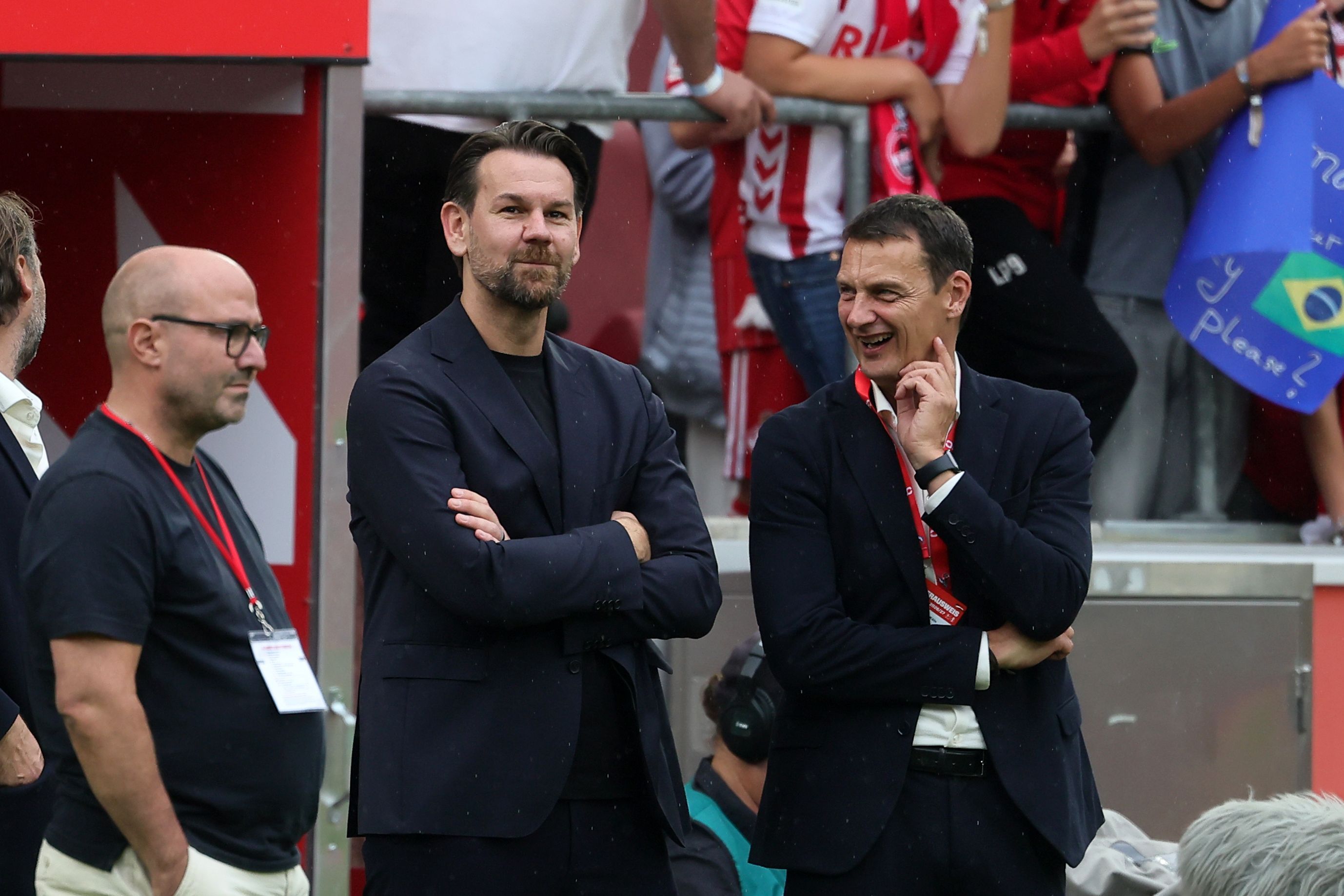 Thomas Kessler im Gespräch mit Ulf Sobek (1. FC Köln).