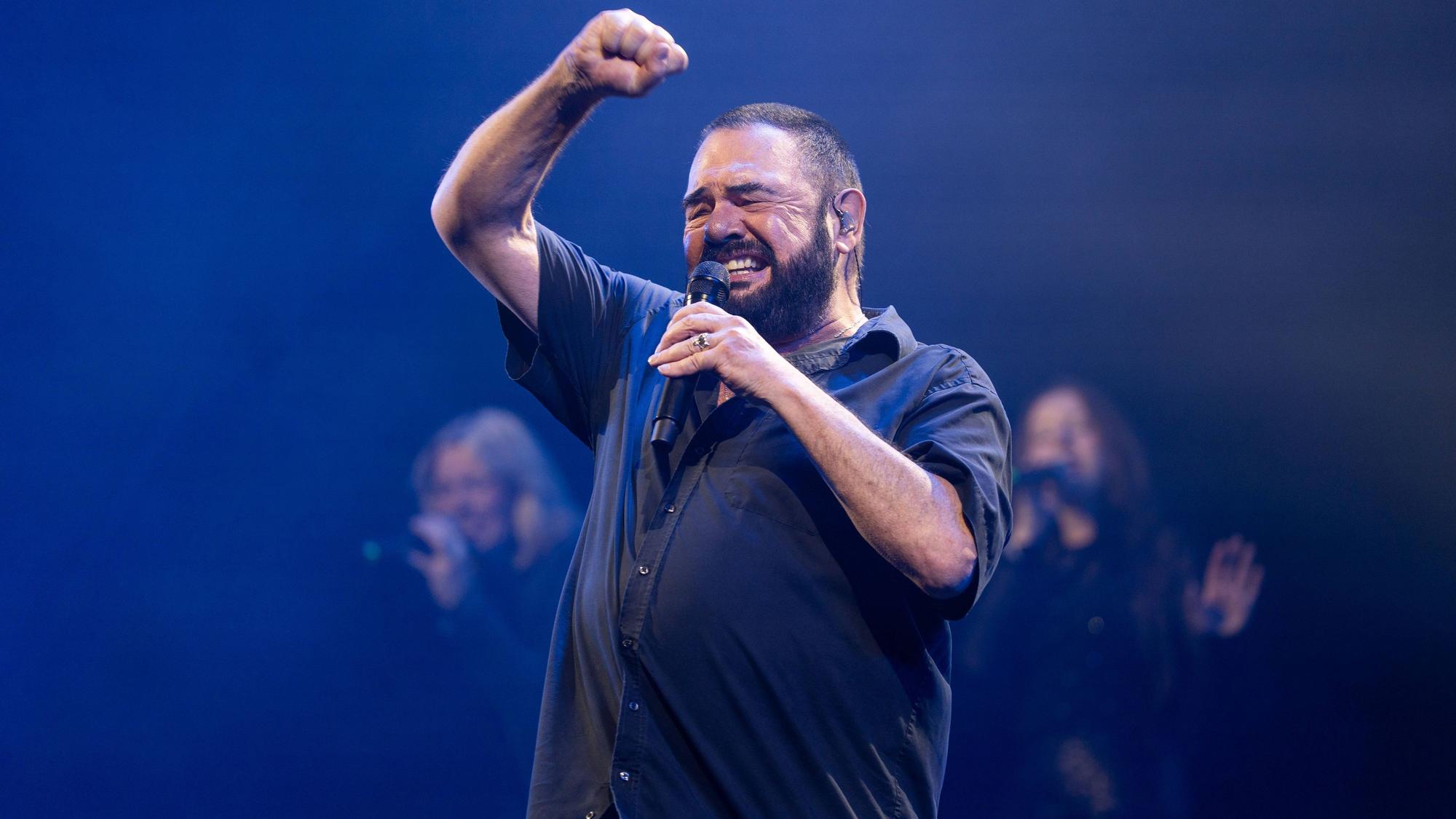 Alphaville-Sänger Marian Gold beim Auftritt.