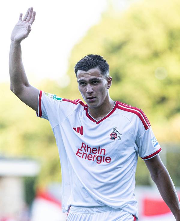 Emin Kujovic beim Spiel gegen den BVB II.
