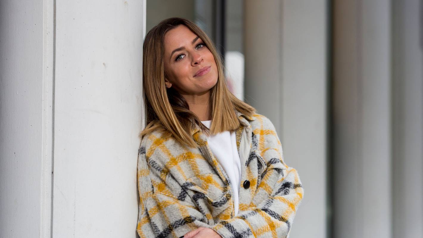 Vanessa Mai posiert.