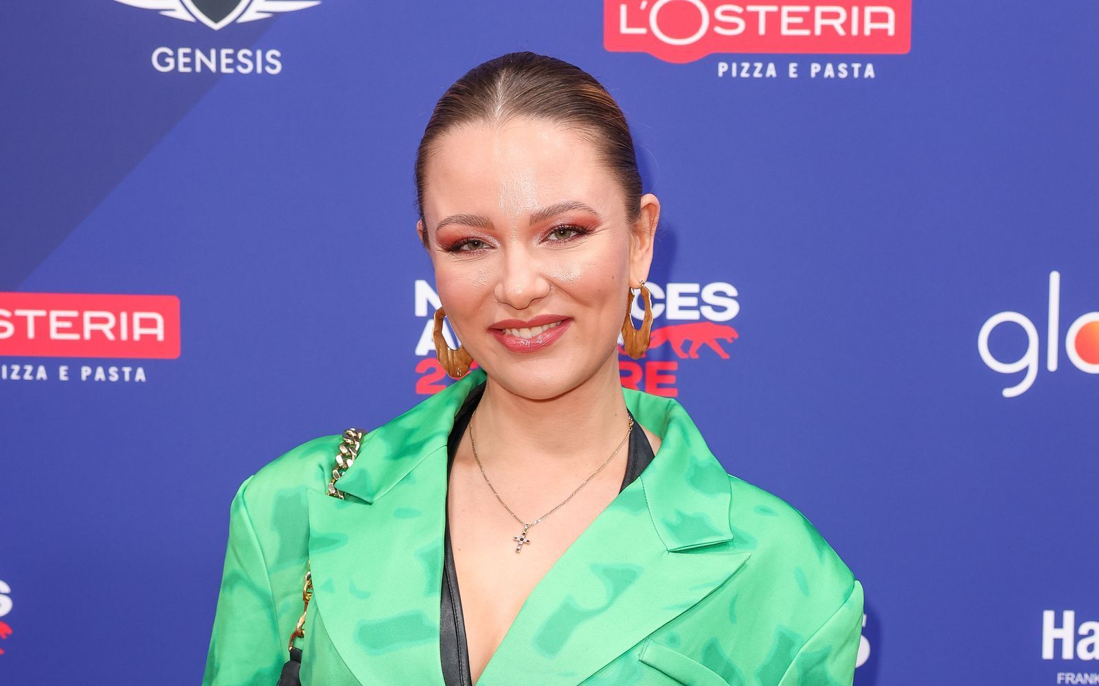 Joelina Drews hat in ihrem Podcast erzählt, dass sie kürzlich krank auf einer Bühne stehen musste. (Bild: 2023 Getty Images/Gerald Matzka)