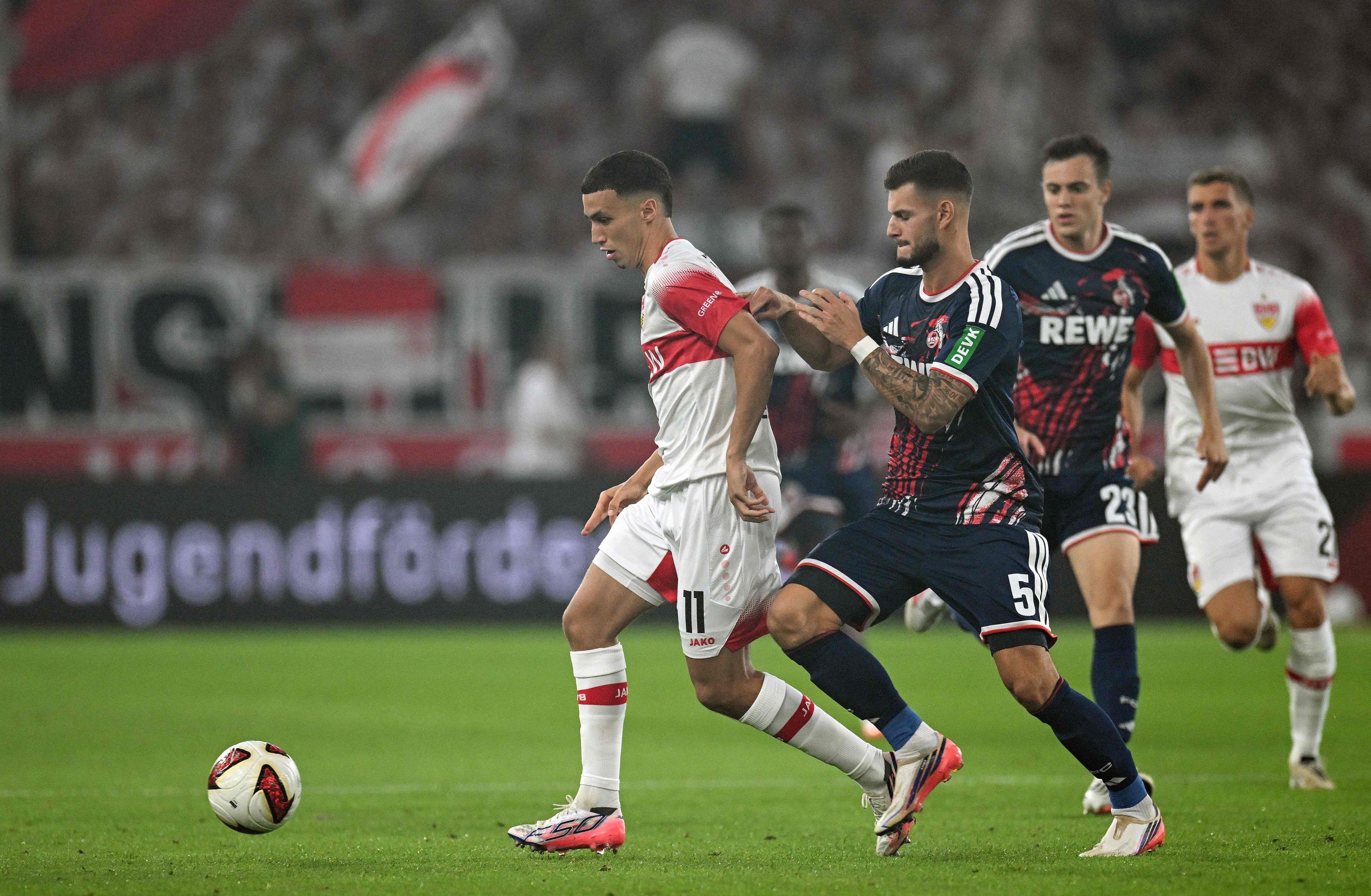 Spielszene beim Spiel VfB Stuttgart - 1. FC Köln.