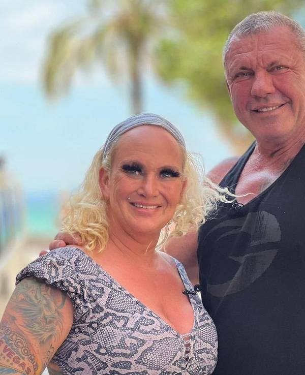 Die „Goodbye Deutschland“-Stars Caro und Andreas Robens haben den Kilos gemeinsam den Kampf angesagt. (Bild: RTL / 99pro media)